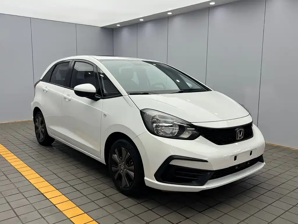 Honda Fit — фото 5