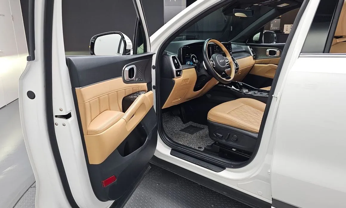 Kia Sorento — фото 6