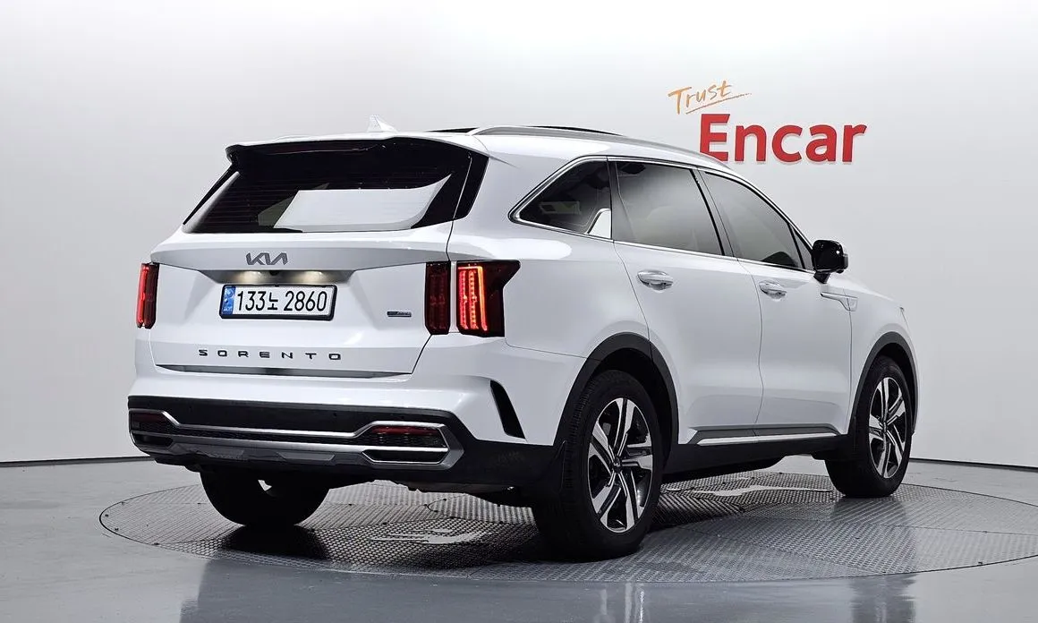 Kia Sorento — фото 4