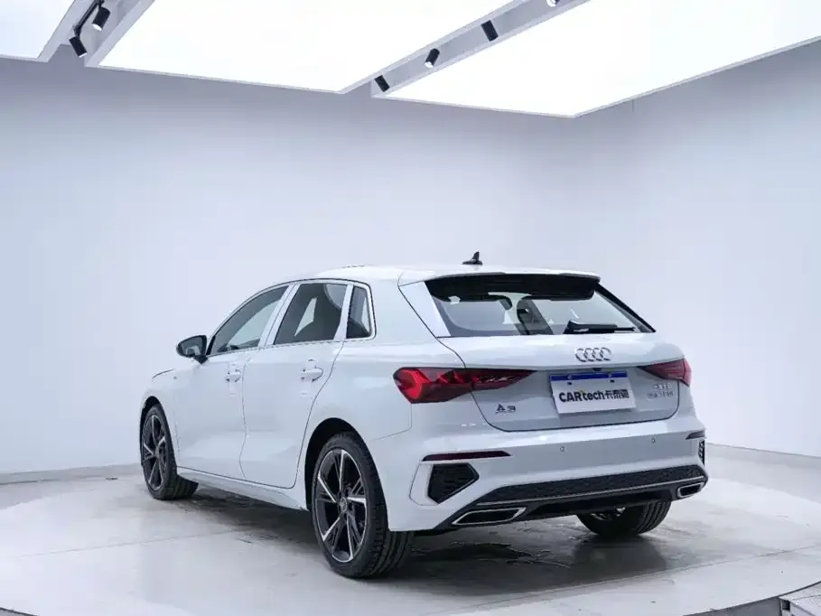 Audi A3 — фото 8