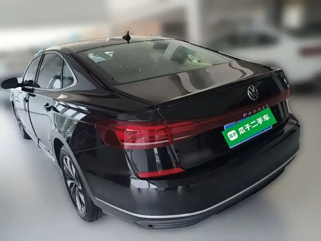 Volkswagen Passat — фото 5
