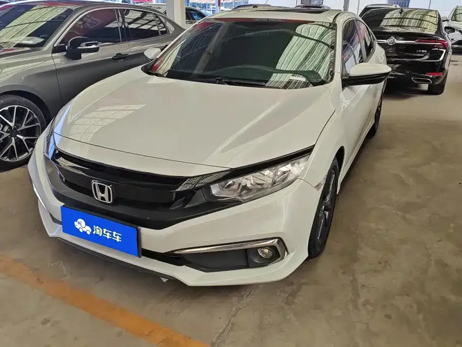 Honda Civic — фото 1
