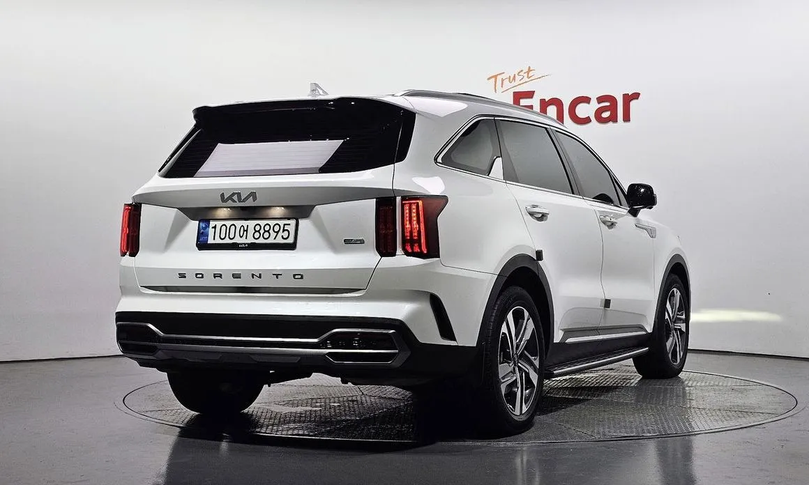 Kia Sorento — фото 10
