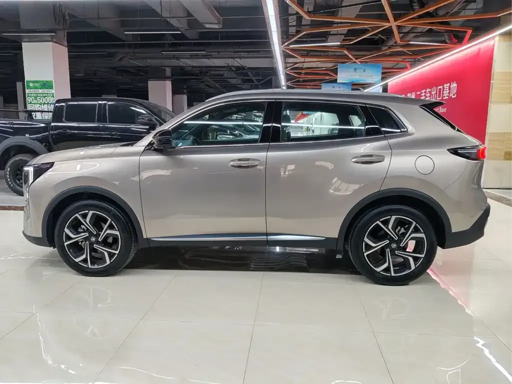 Changan CS55PLUS — фото 10