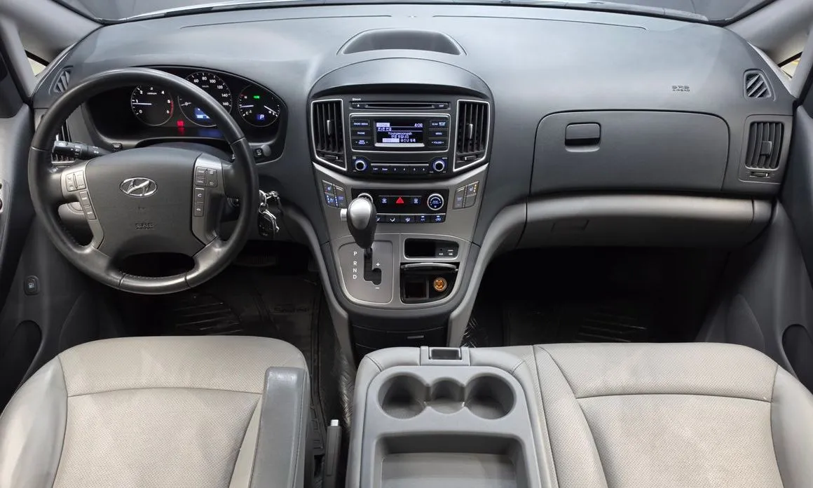 Hyundai Starex — фото 9