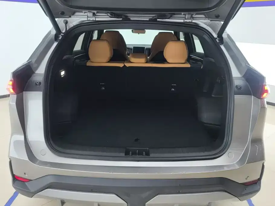 Geely Galaxy L7 — фото 6