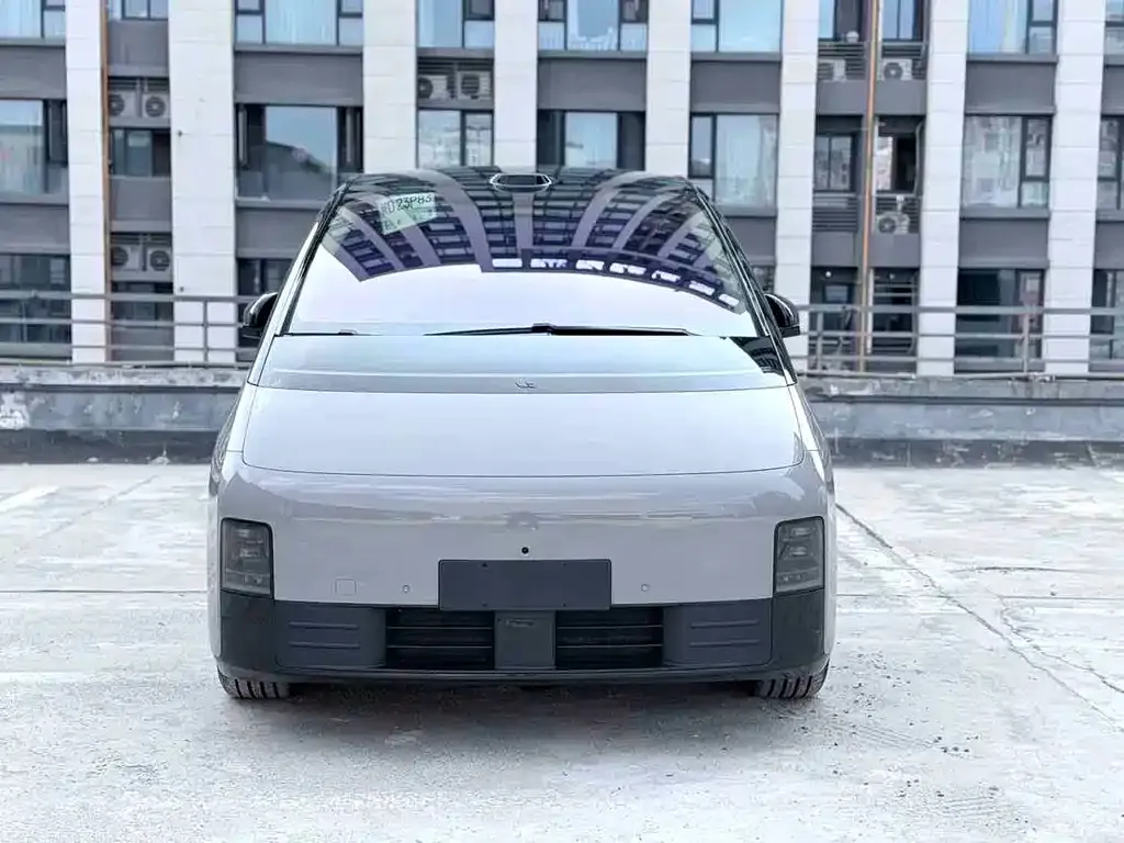 Li Auto MEGA — фото 3