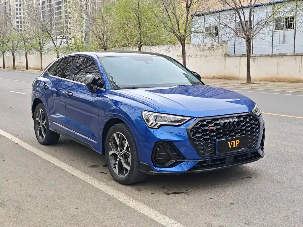 Audi Q3 Sportback — фото 6