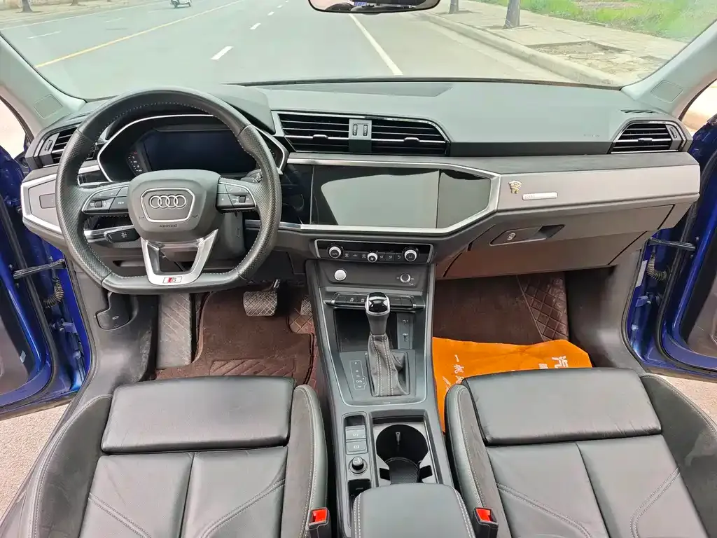 Audi Q3 Sportback — фото 4
