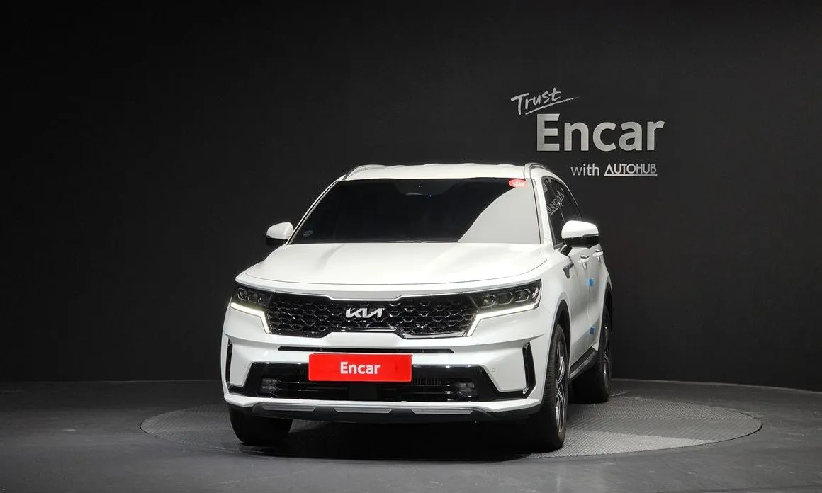 Kia Sorento — фото 8