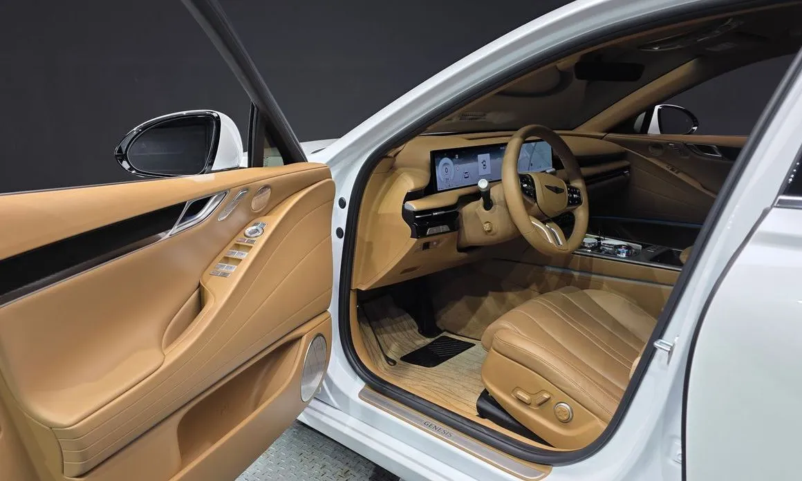 Genesis G80 — фото 10