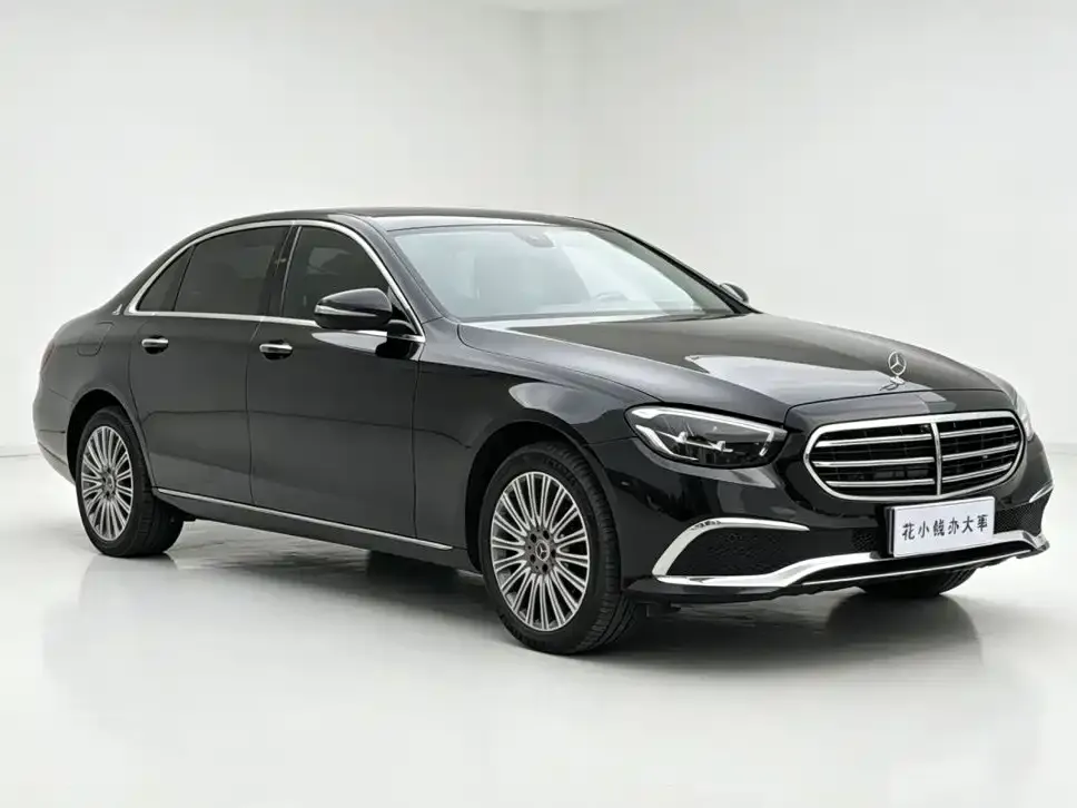 Mercedes-Benz E-Class — фото 3