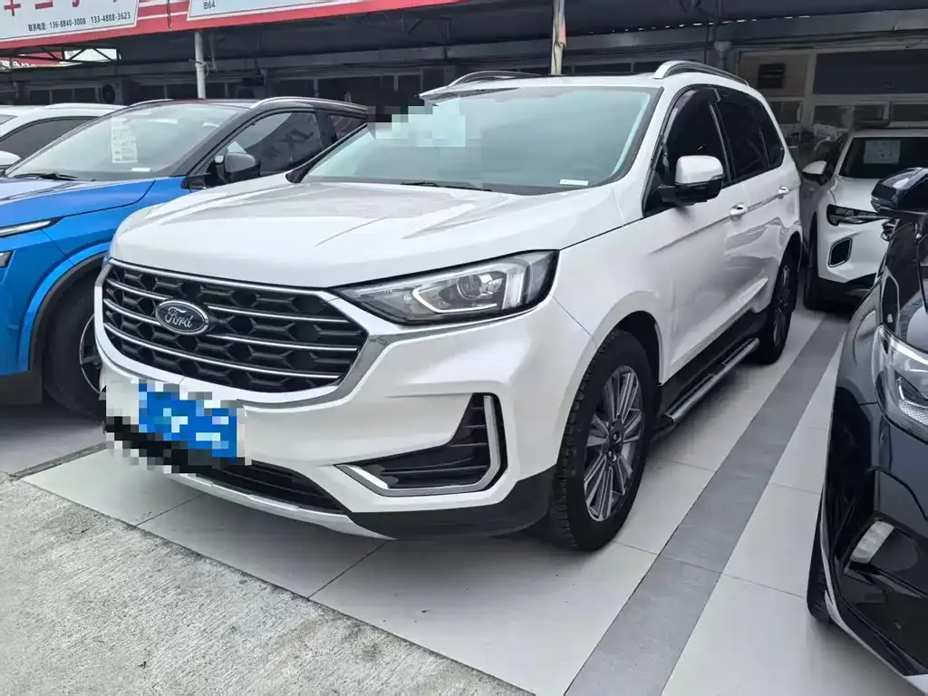 Ford Edge — фото 1