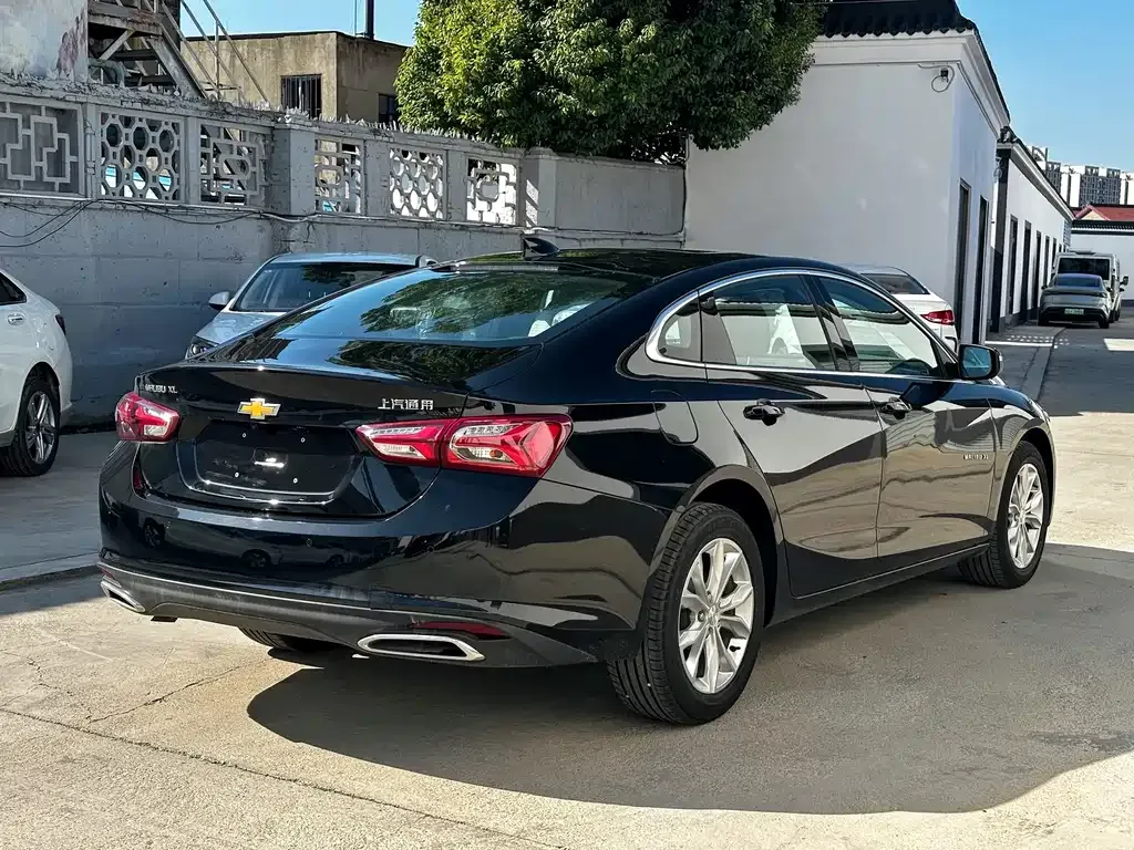 Chevrolet Malibu XL — фото 10