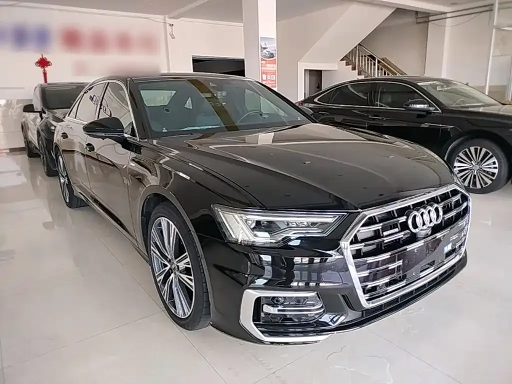 Audi A6L — фото 9