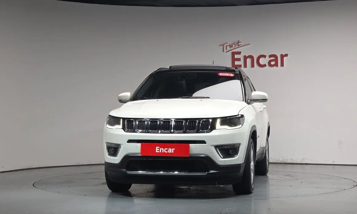 Jeep Compass — фото 2