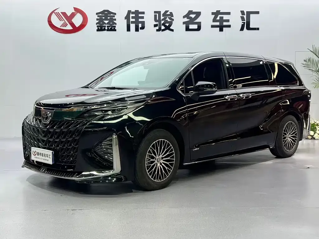 Toyota Sienna — фото 4