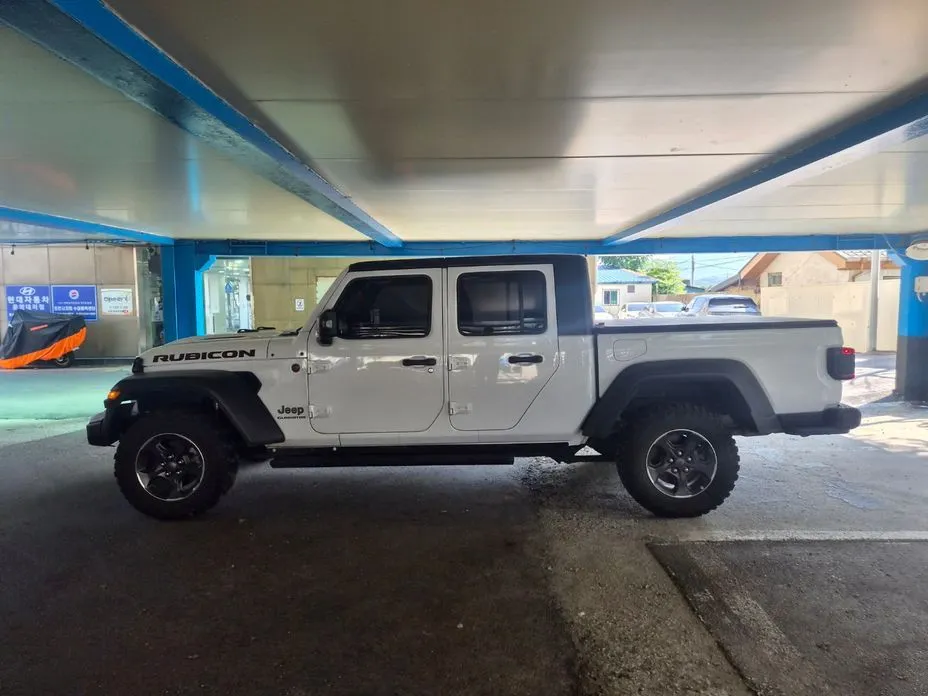 Jeep Gladiator — фото 3
