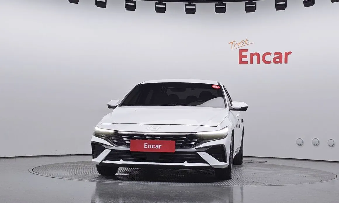 Hyundai AVANTE — фото 4