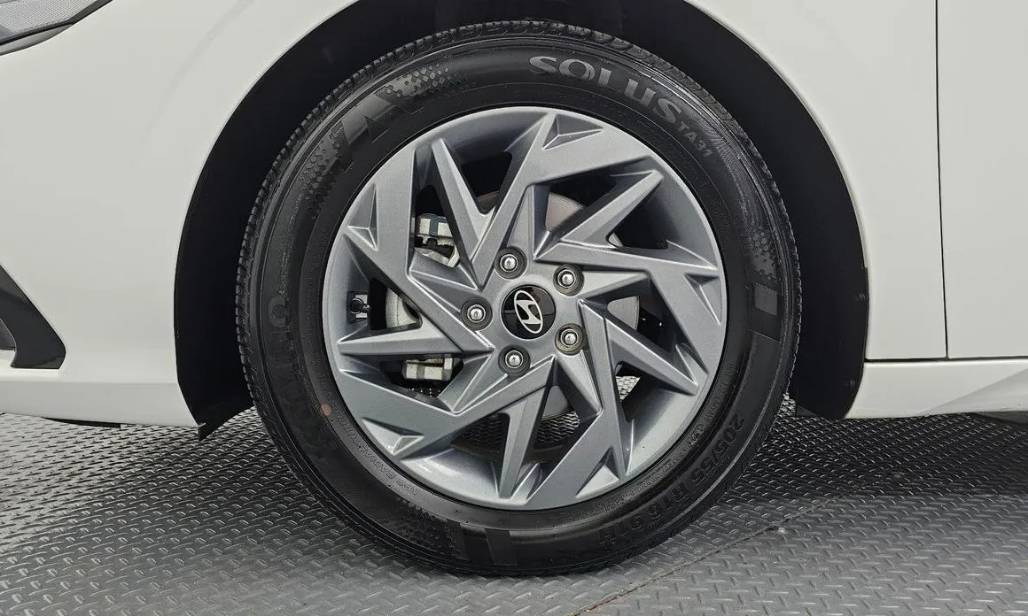 Hyundai AVANTE — фото 6