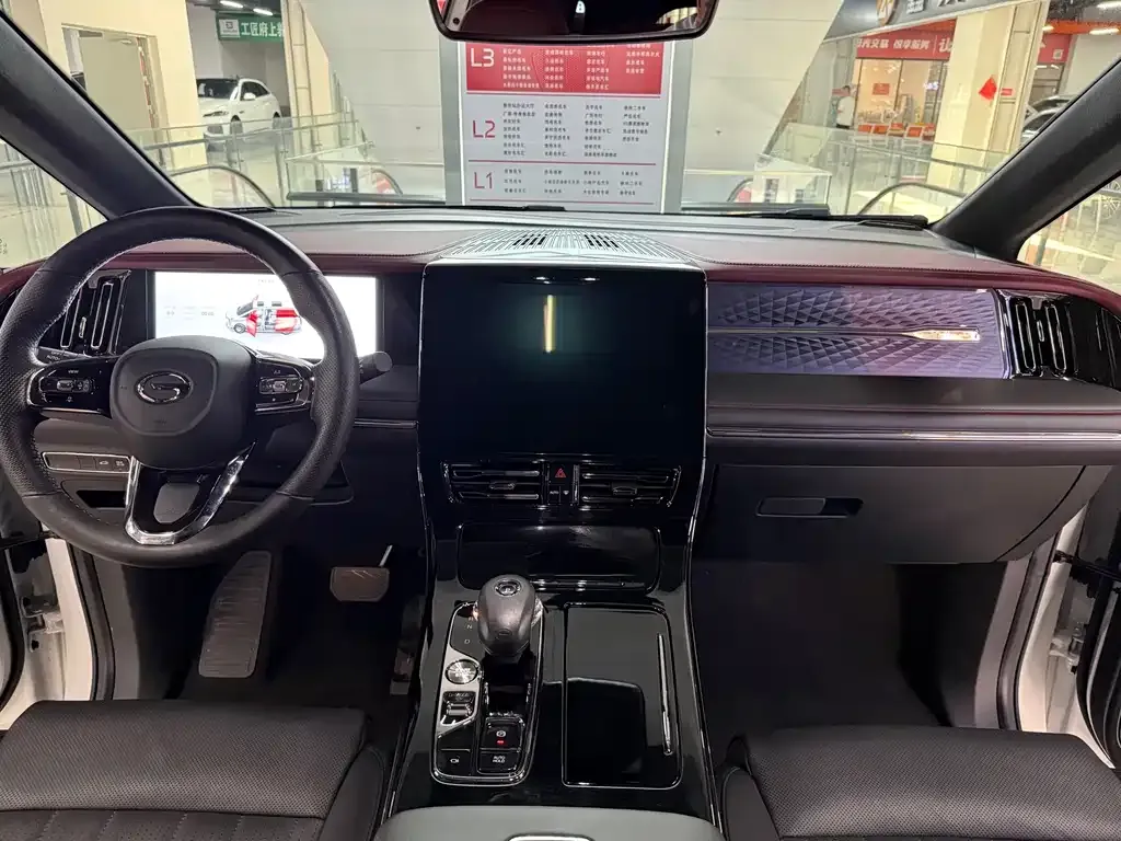 GAC Motor Trumpchi M8 — фото 10