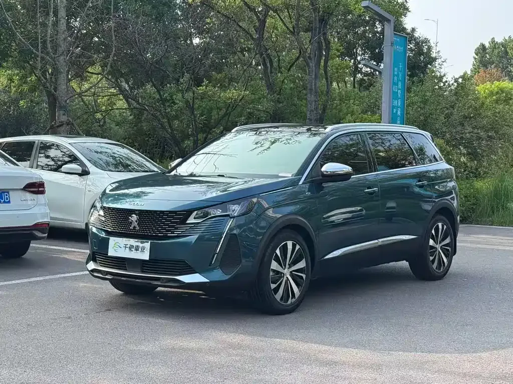Peugeot 5008 — фото 1
