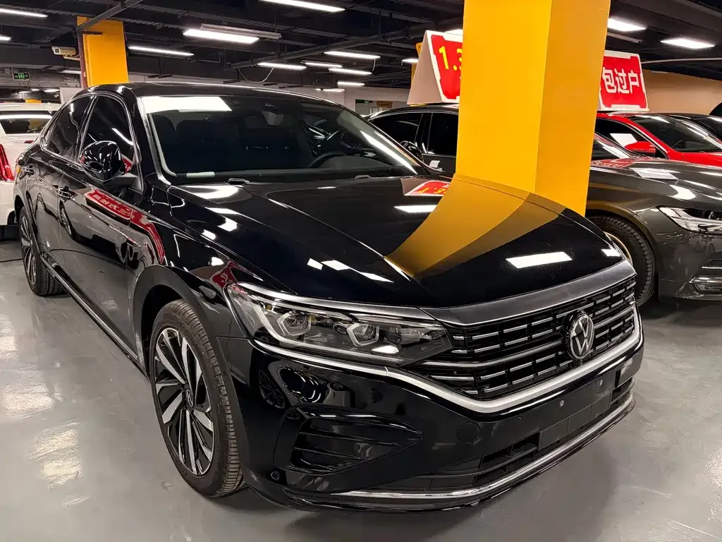 Volkswagen Passat — фото 5