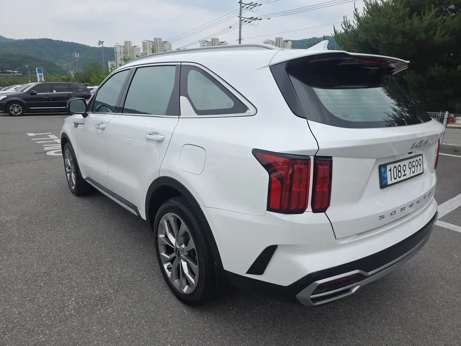 Kia Sorento — фото 5