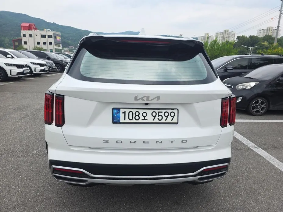Kia Sorento — фото 4