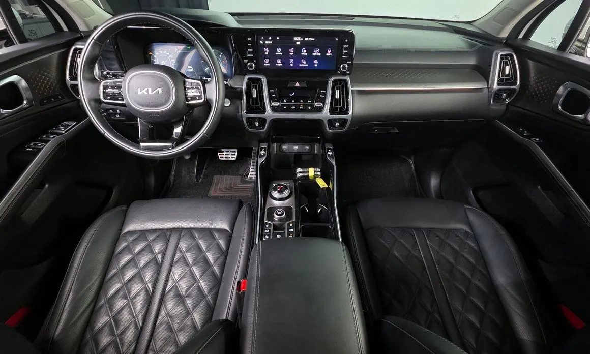 Kia Sorento — фото 10