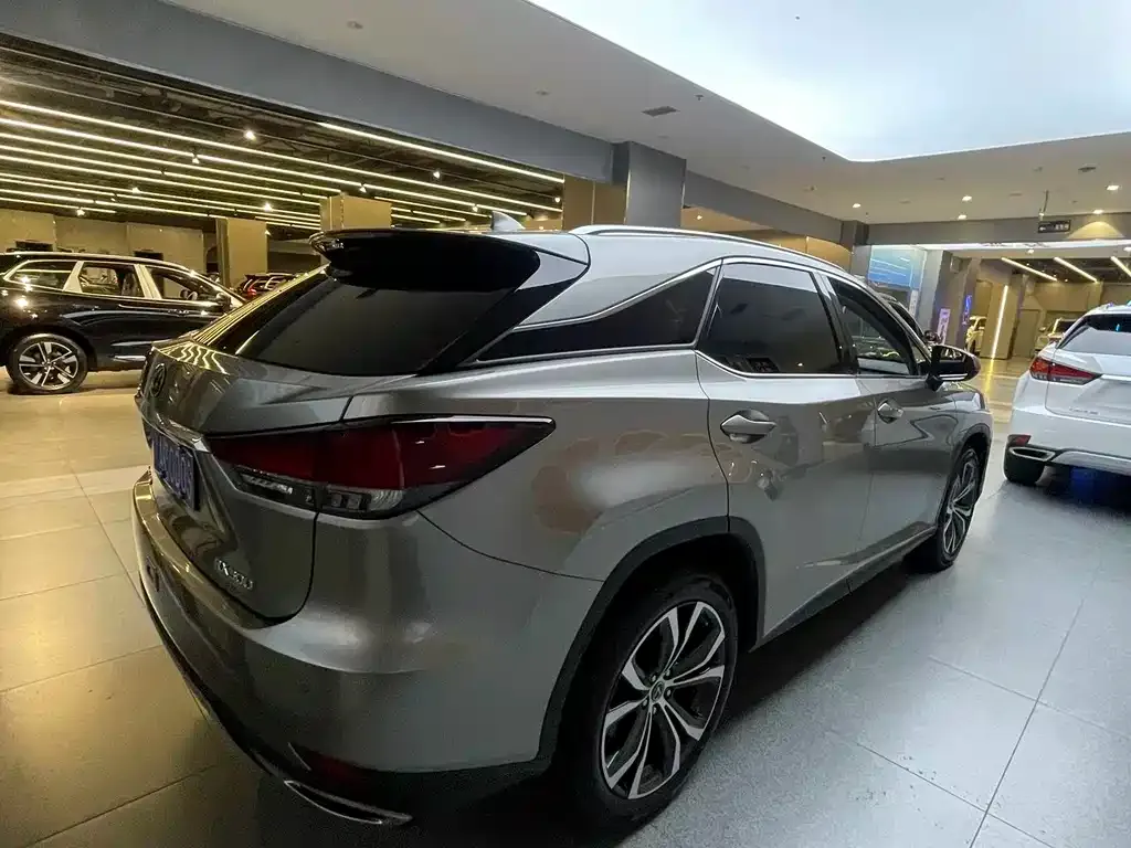 Lexus RX — фото 2