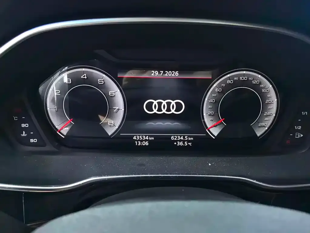 Audi Q3 Sportback — фото 5
