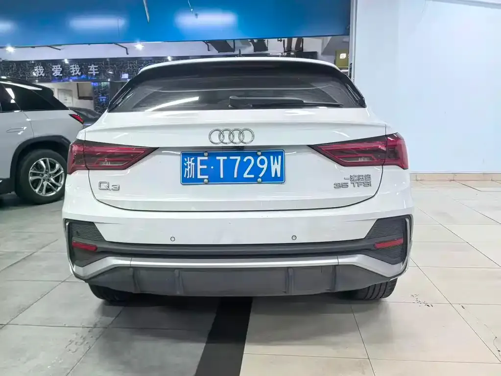 Audi Q3 Sportback — фото 4