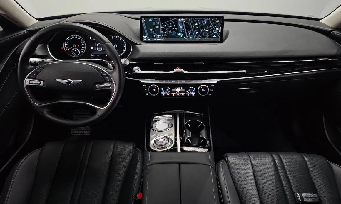 Genesis G80 — фото 9