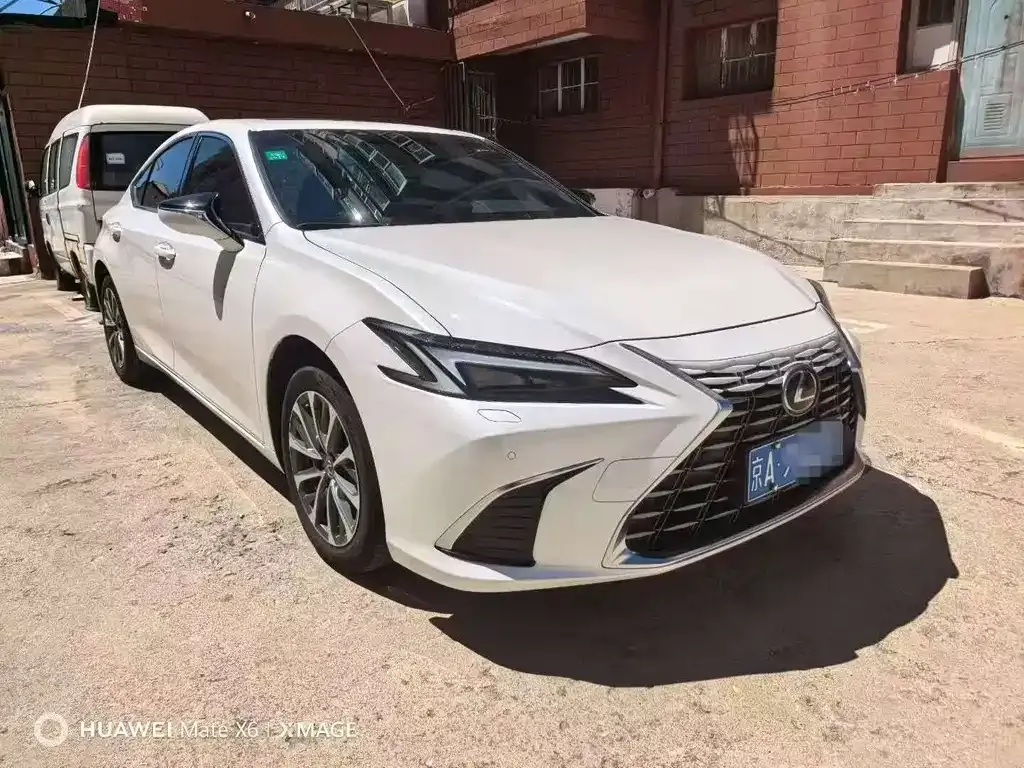 Lexus ES — фото 2