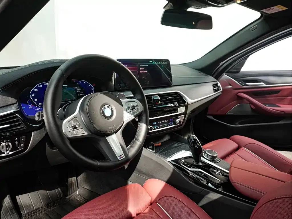 BMW 5 Series — фото 10