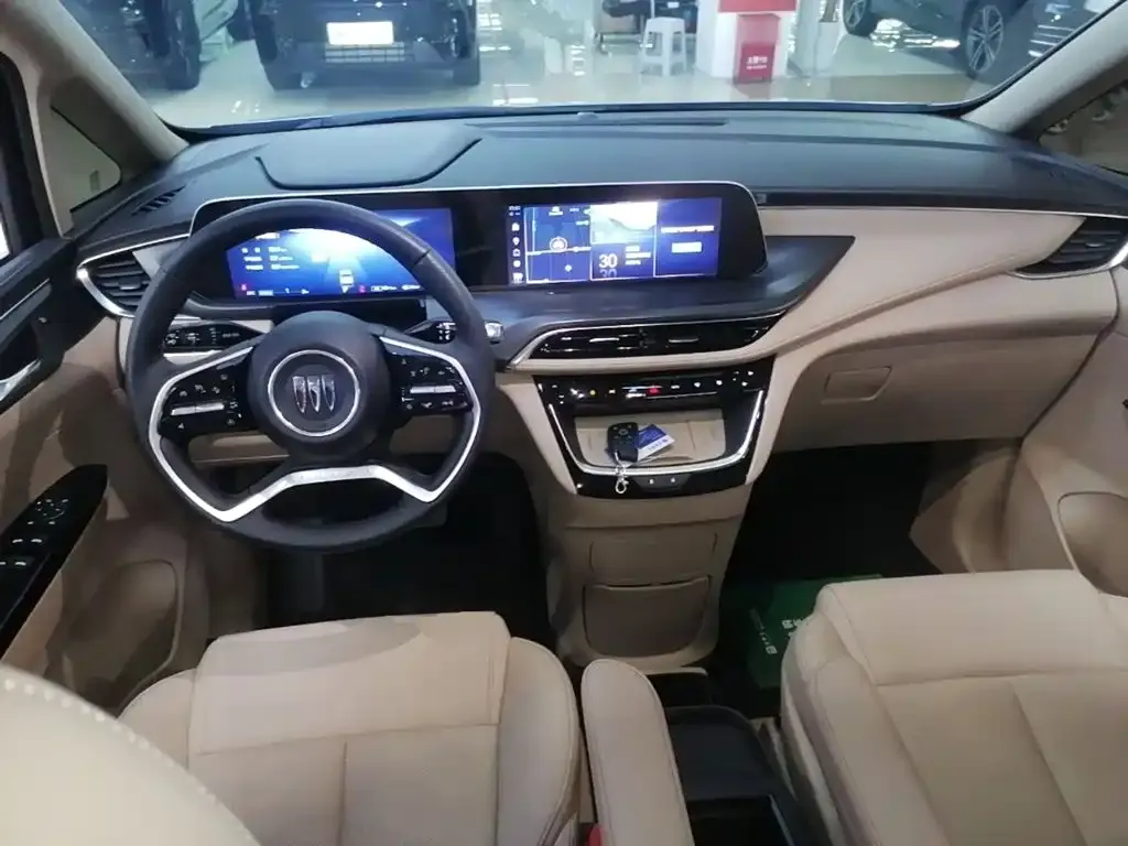Buick GL8 Hybrid — фото 9