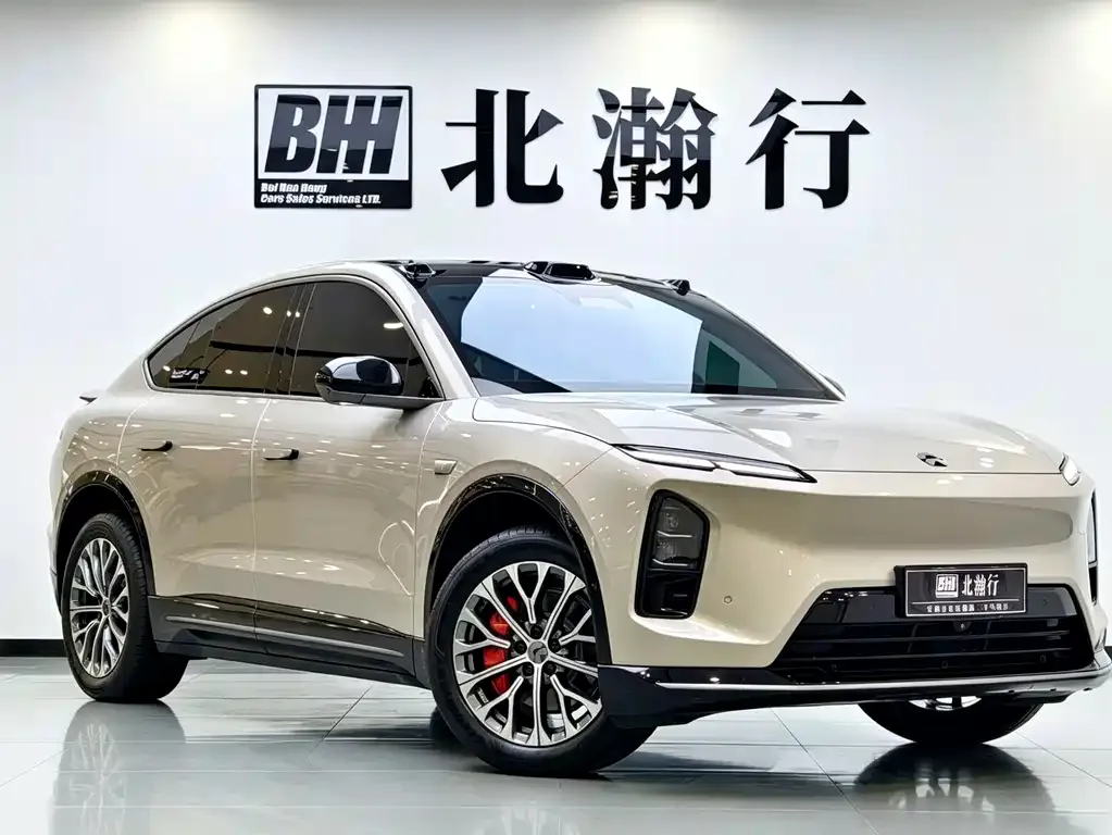 NIO EC6 — фото 8