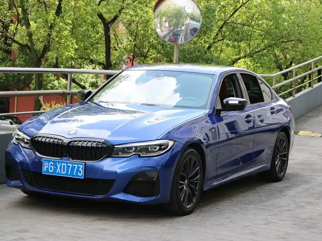 BMW 3 Series — фото 1