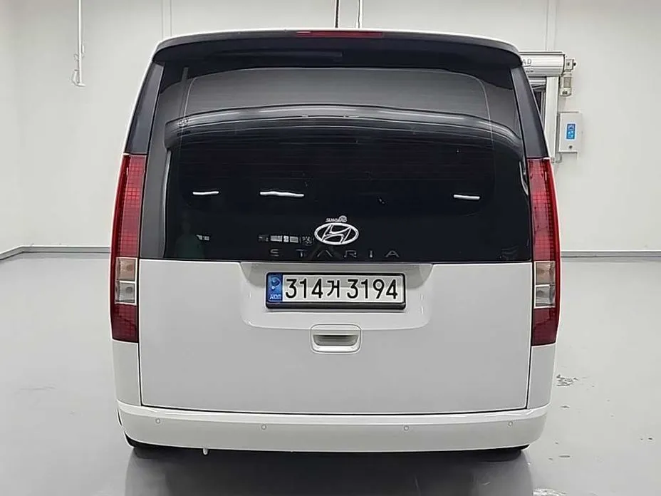 Hyundai Staria — фото 2