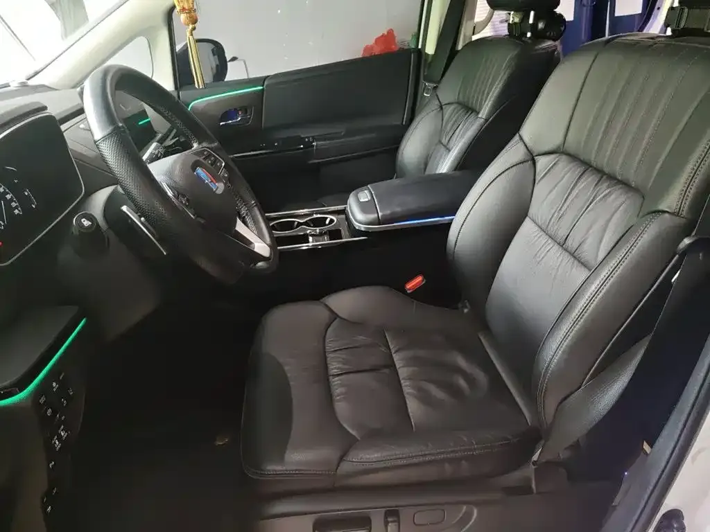 Honda Odyssey — фото 10