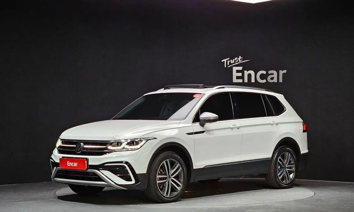 Volkswagen Tiguan — фото 1