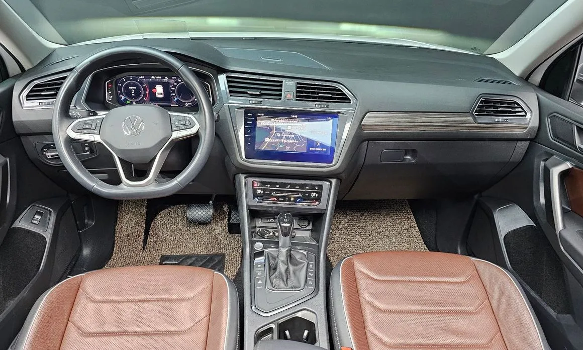 Volkswagen Tiguan — фото 8