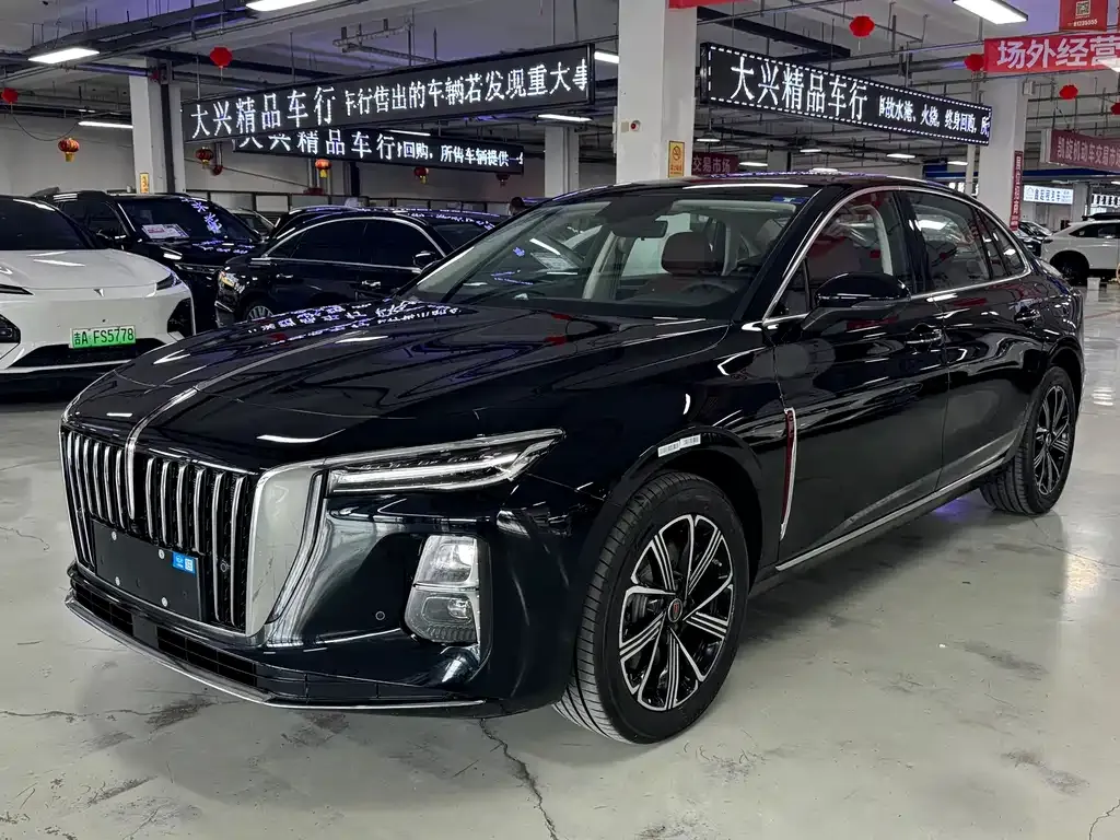 Hongqi H5 PHEV — фото 1