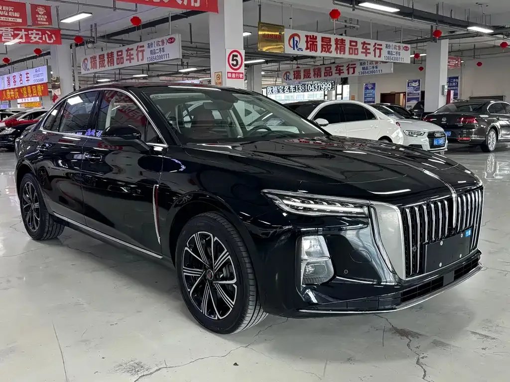 Hongqi H5 PHEV — фото 4