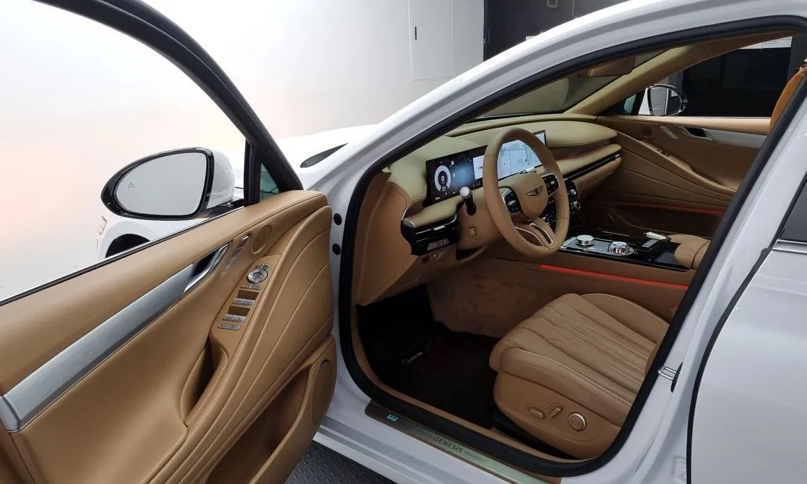 Genesis G80 — фото 10