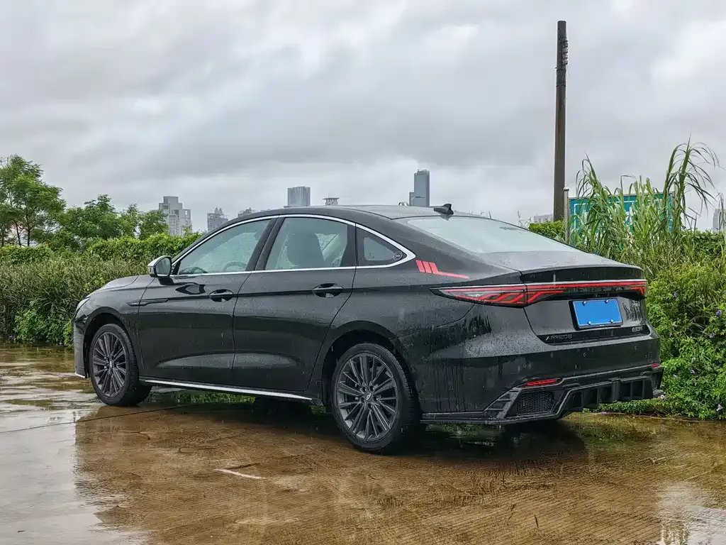 Chery Arrizo 8 PRO — фото 3