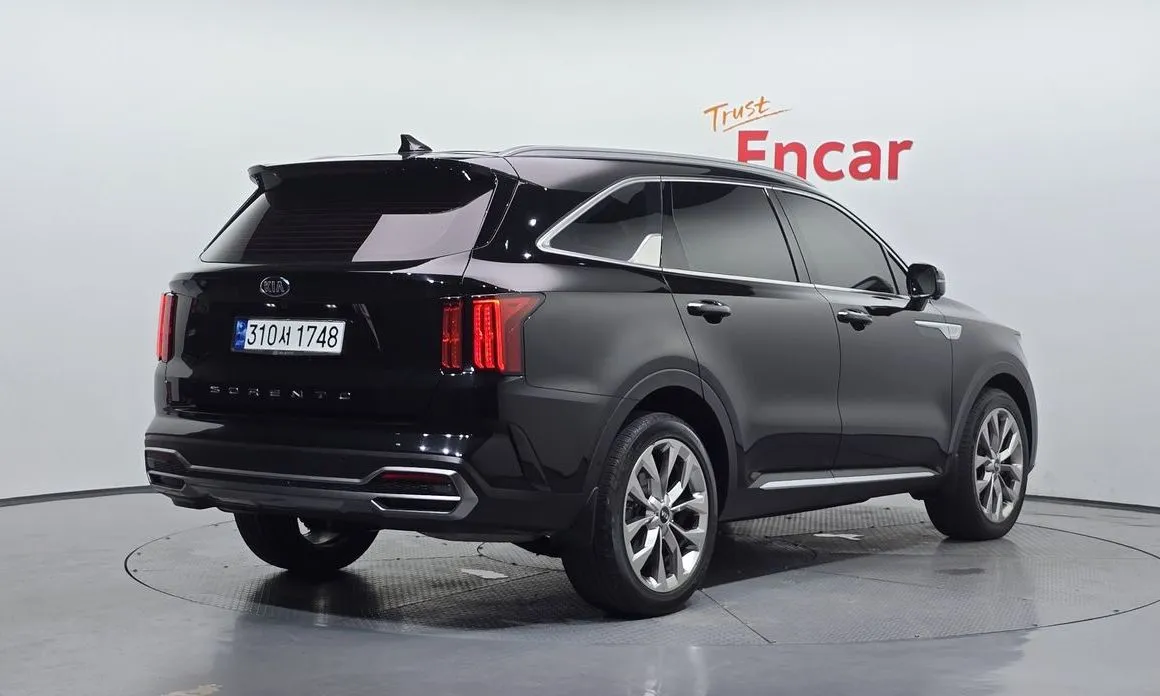 Kia Sorento — фото 4