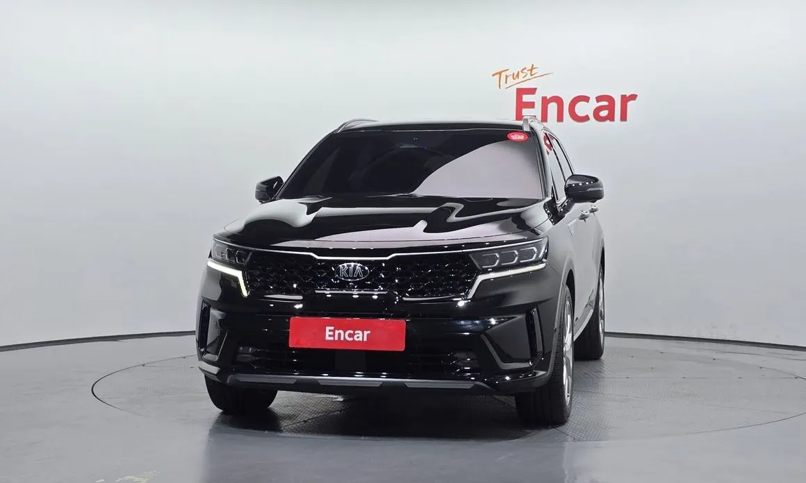 Kia Sorento — фото 6