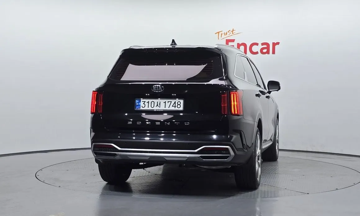 Kia Sorento — фото 3